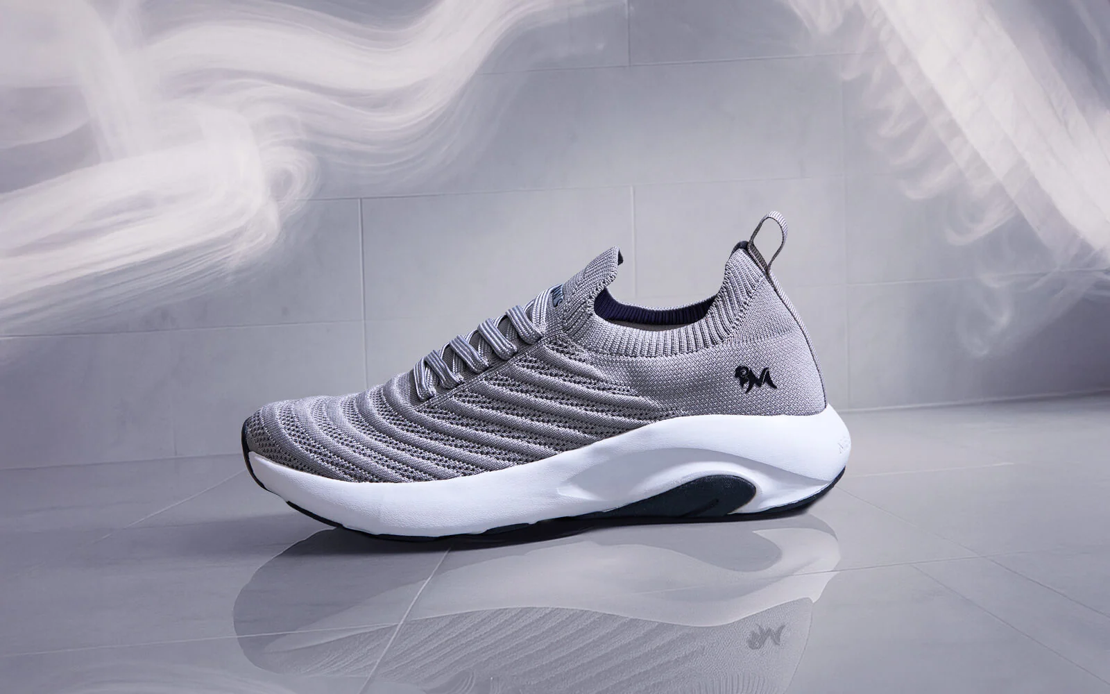 Begin Walk Glide : Grey - Image 10