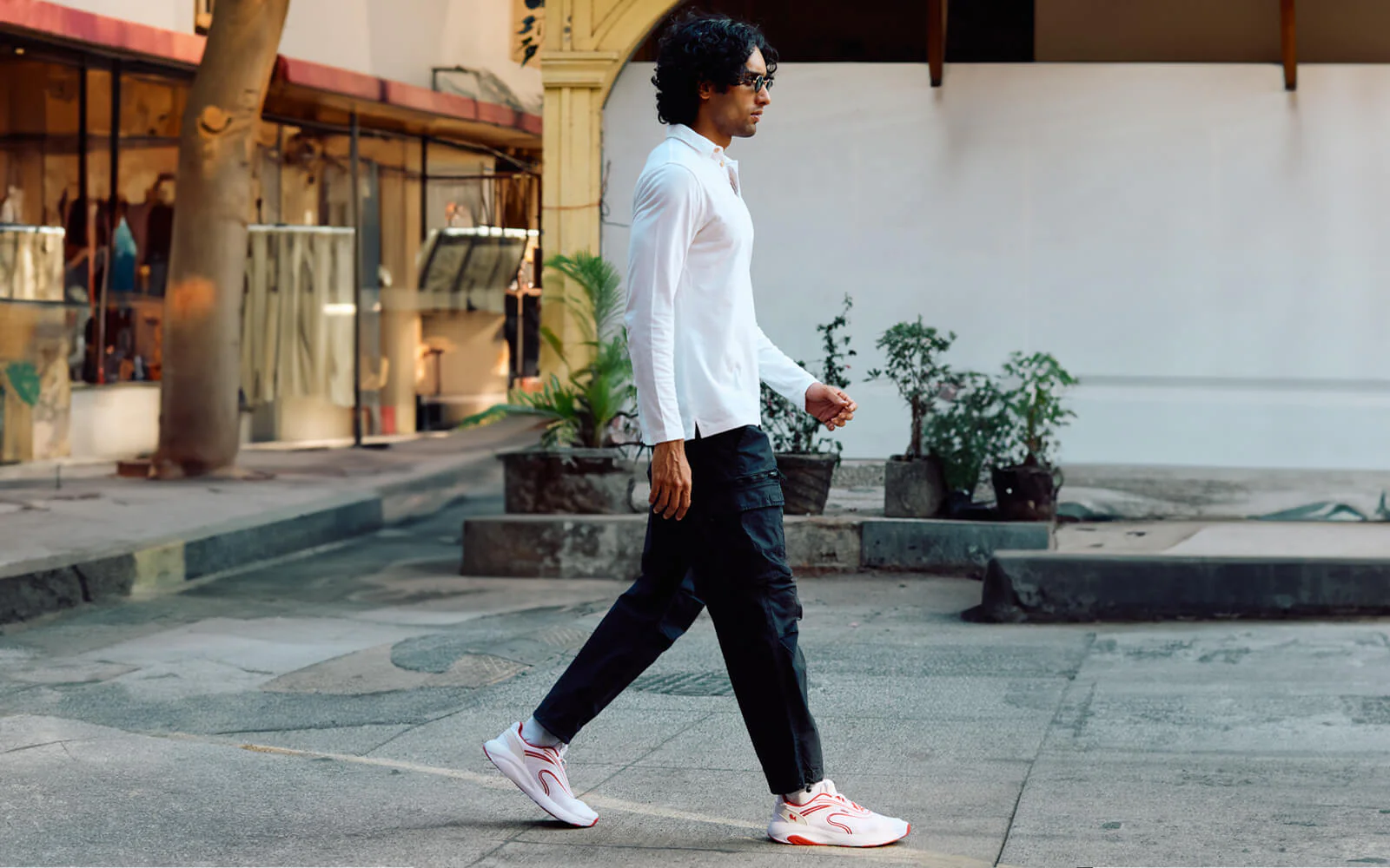 Begin Walk - Unwind : White-Red - Image 11
