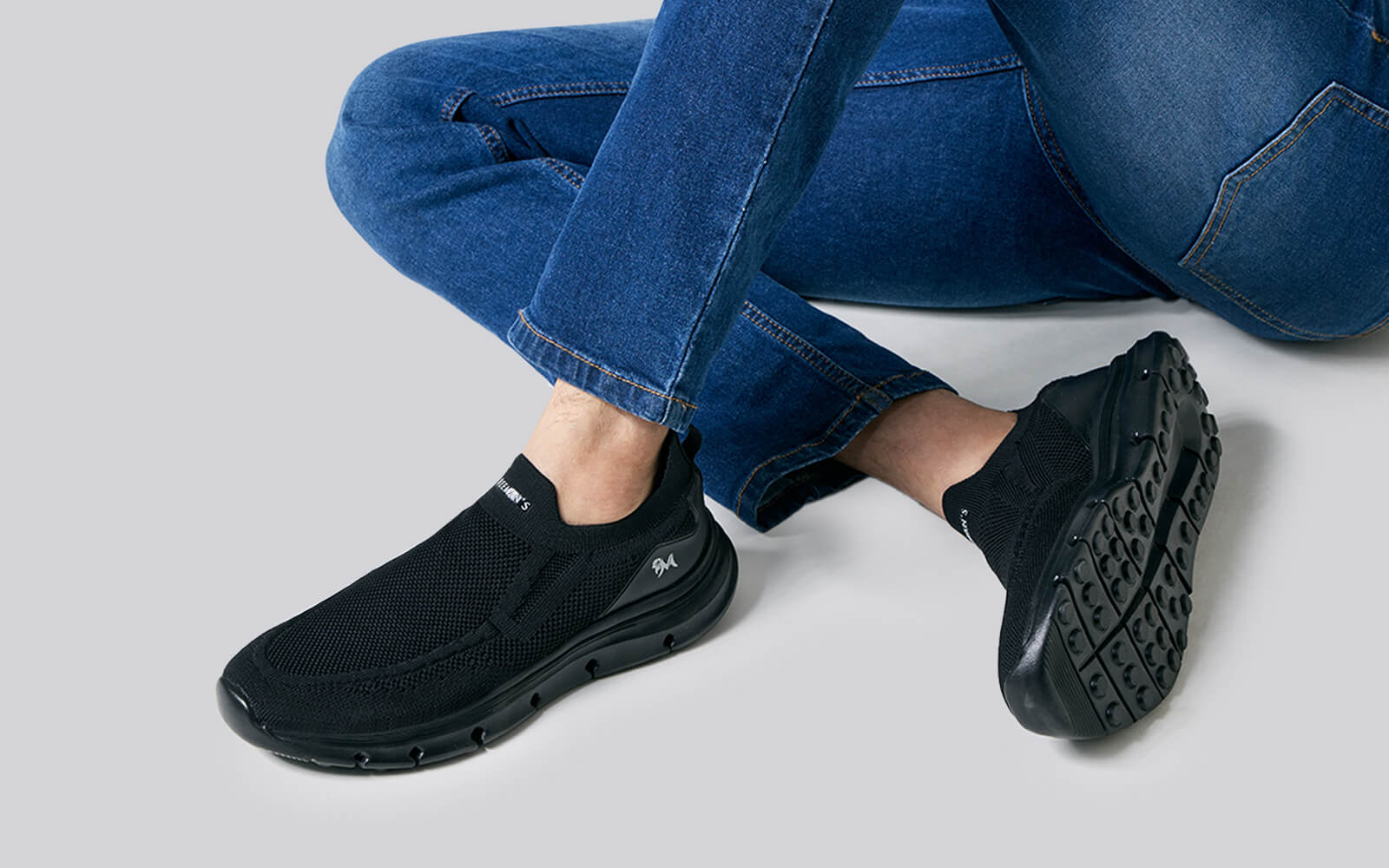 Breathe Ease Slip Ons : Black - Image 9