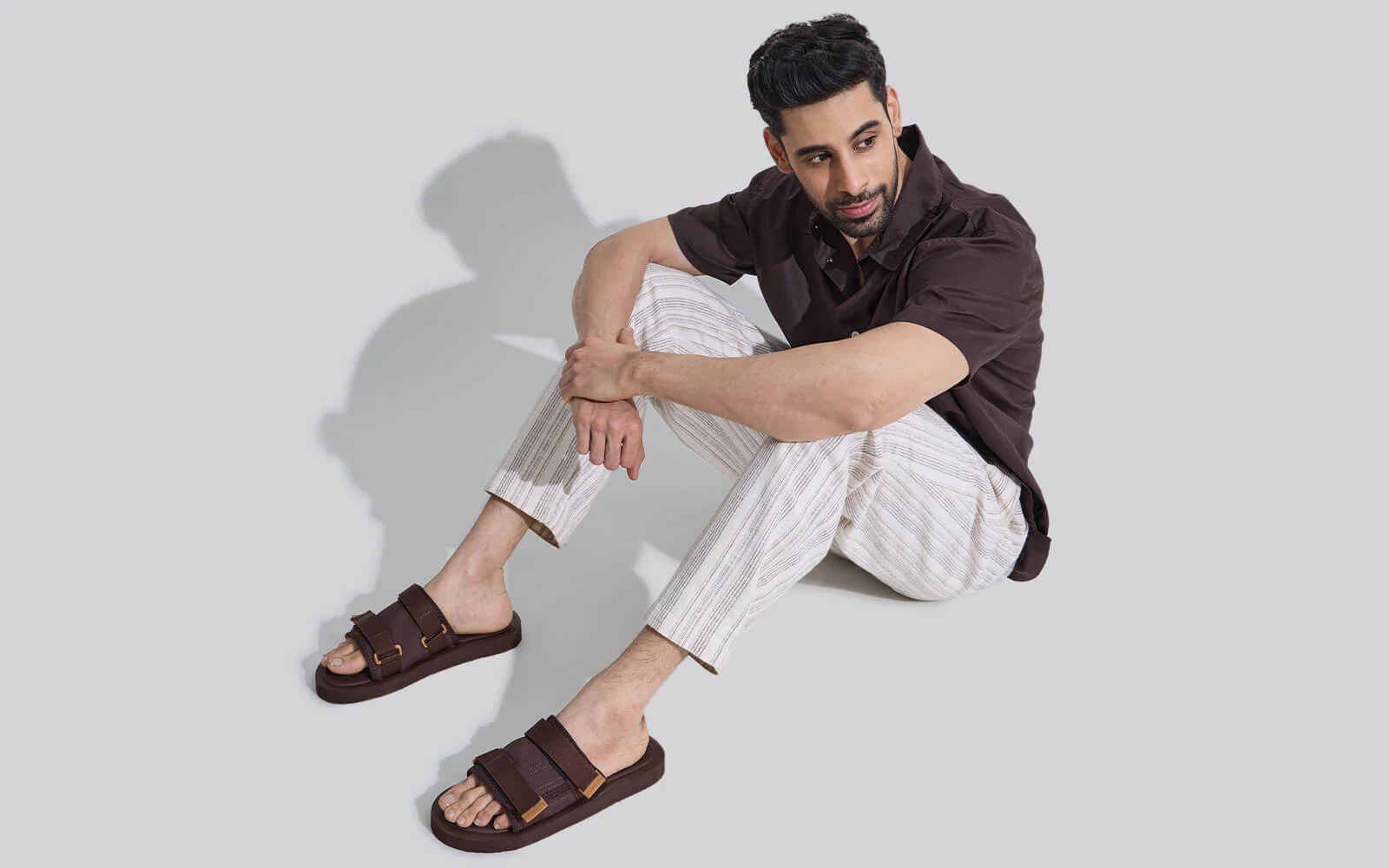 Breezy Fluff Sandals : Brown - Image 3