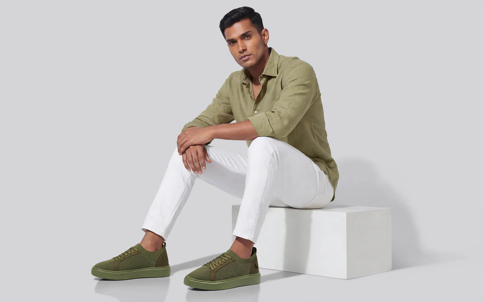 Classic Knit Neutrals For Men : Olive - Image 6