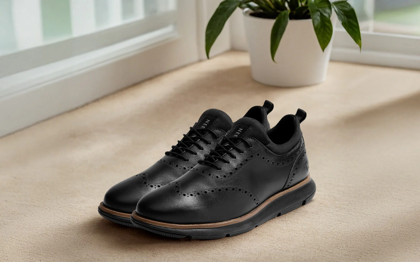 Crossover Brogues : Black - Image 3