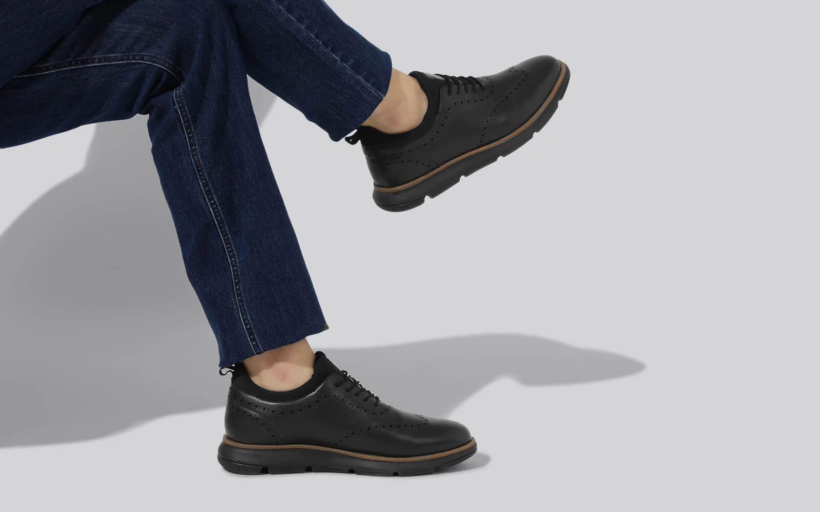 Crossover Brogues : Black - Image 7