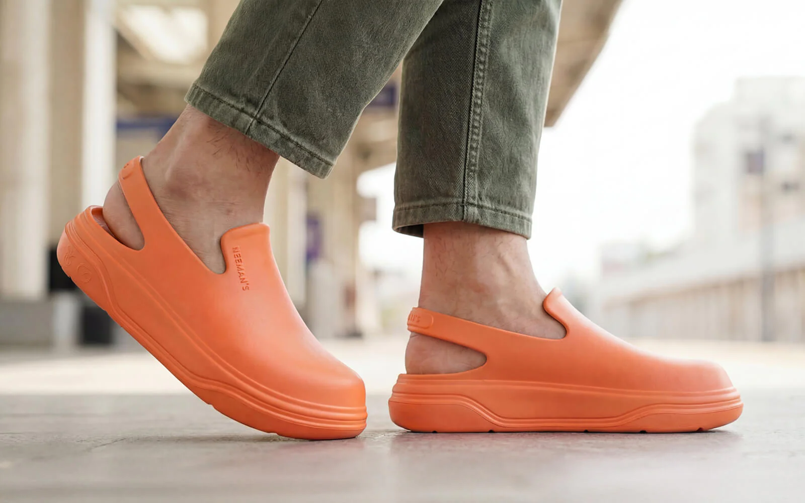 Cushers Clogs For Men : Firecracker - Image 9