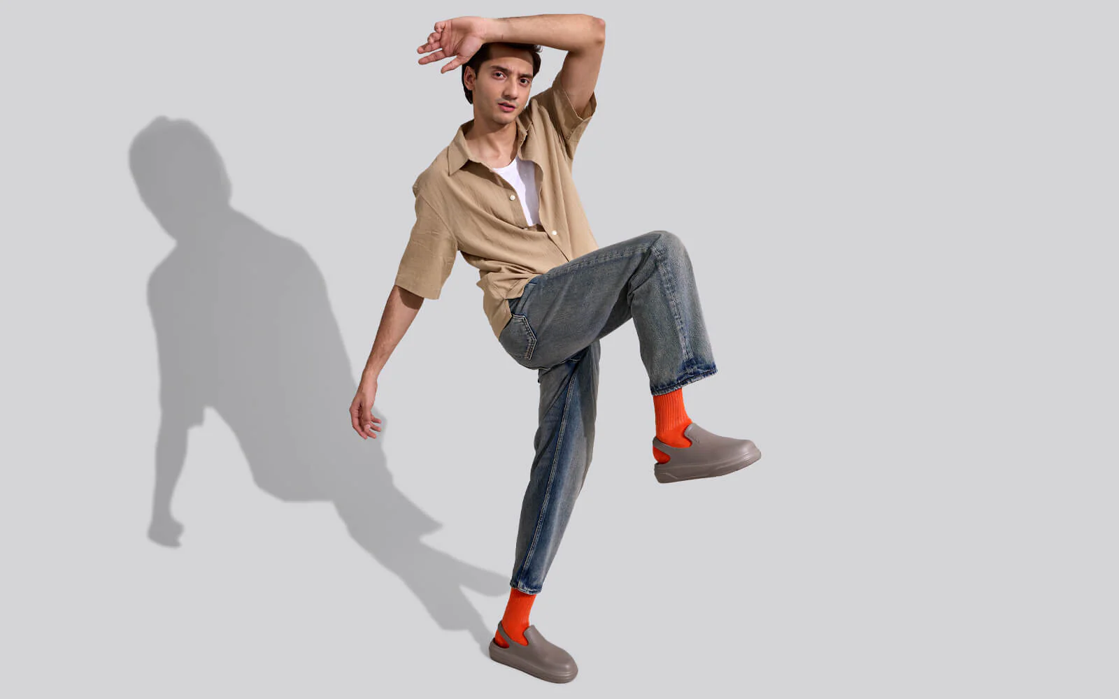 Cushers Clogs For Men : Goat Grey - Image 8