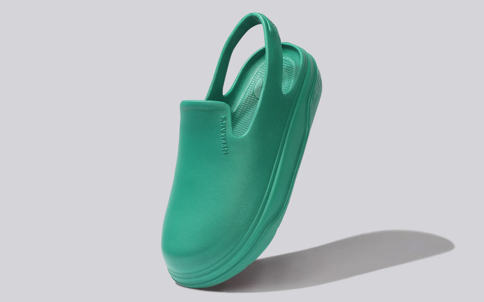 Cushers Clogs For Women : Pepper Green - Image 4