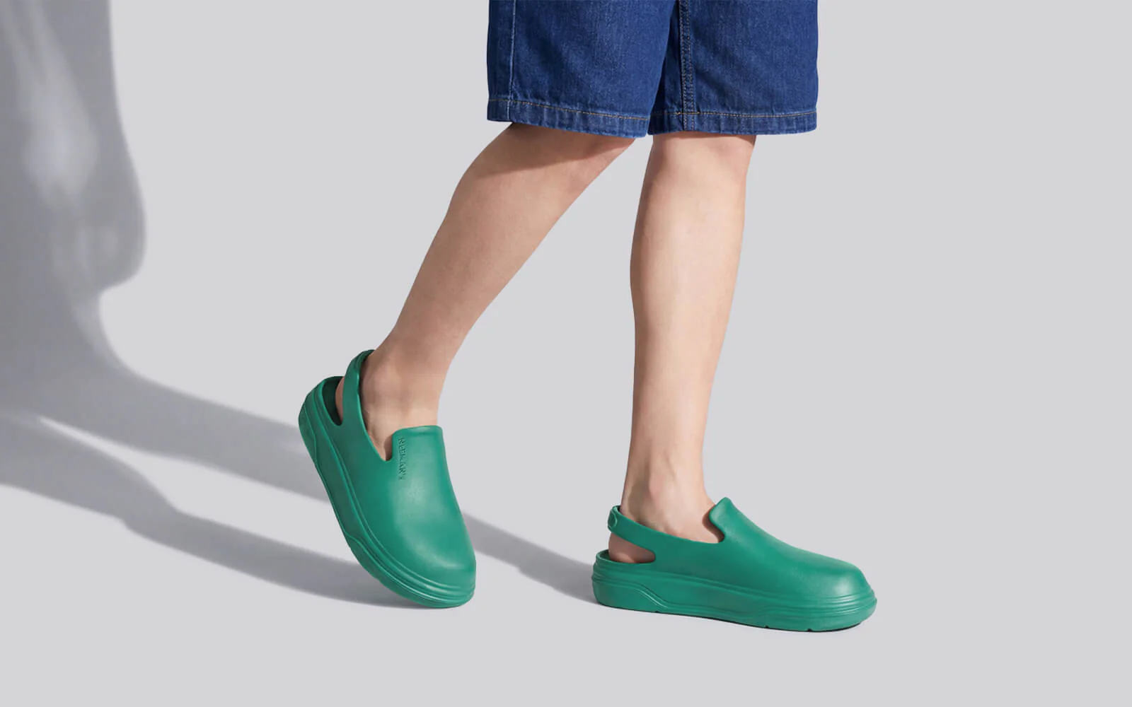 Cushers Clogs For Women : Pepper Green - Image 7