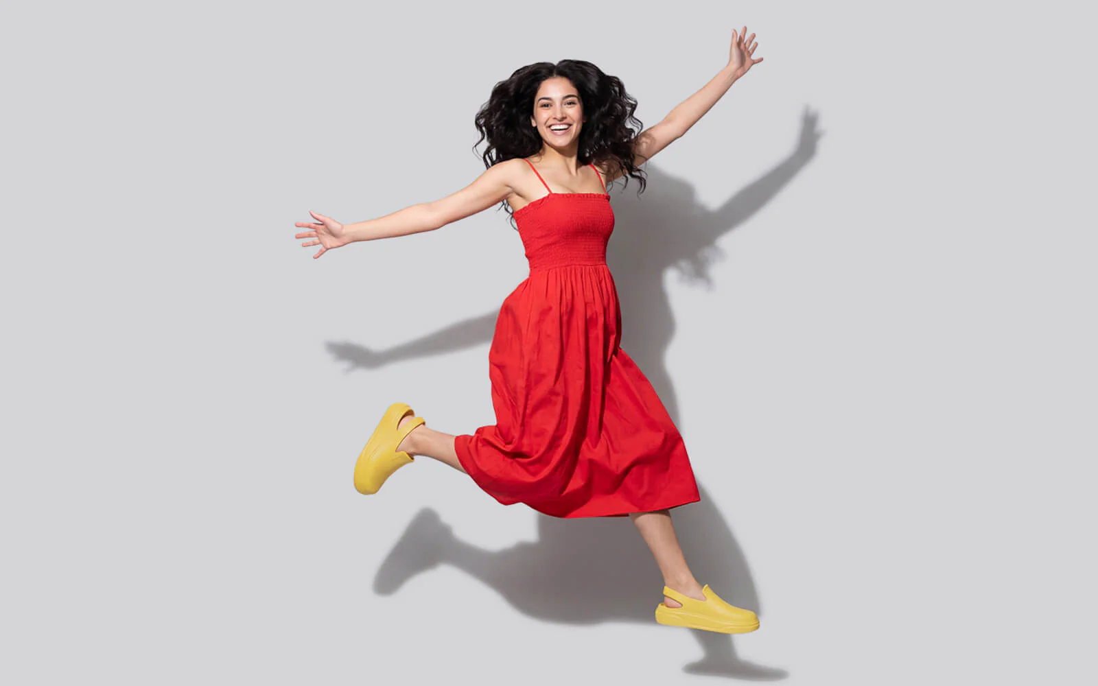 Cushers Clogs For Women : Yellow - Image 6