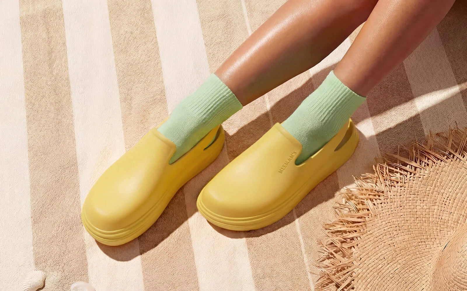 Cushers Clogs For Women : Yellow - Image 9