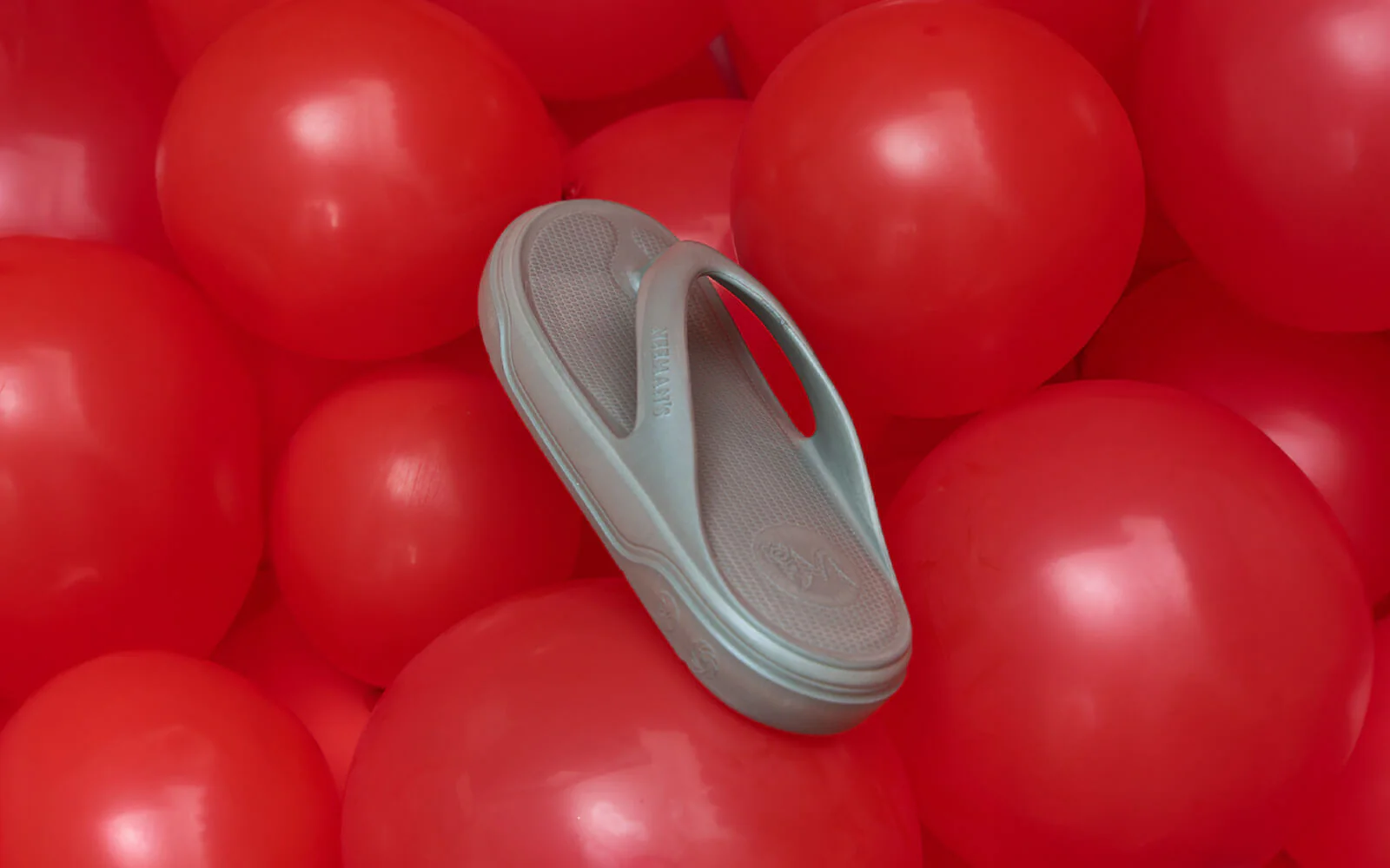 Cushers Flips For Men : Goat Grey - Image 8