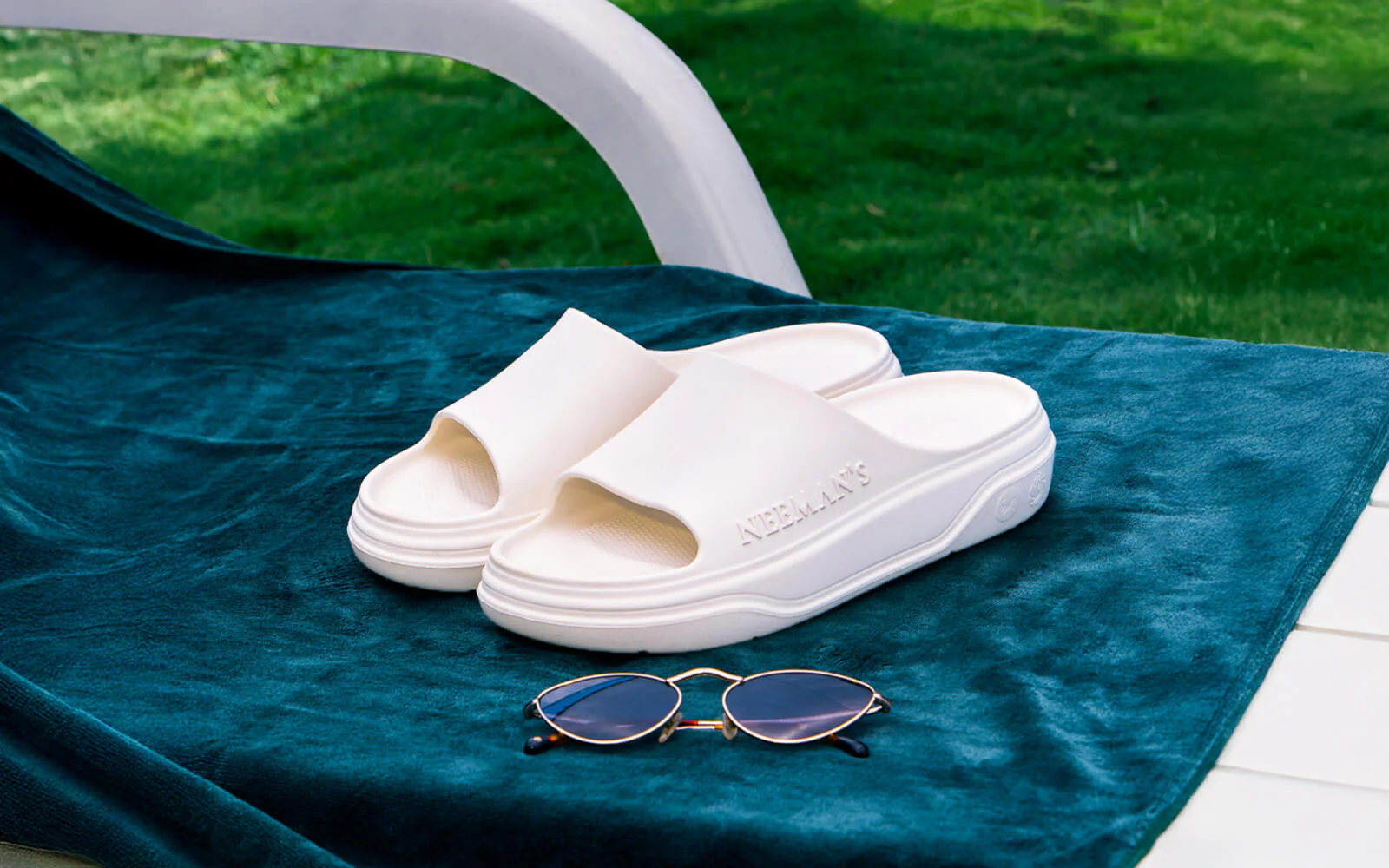 Cushers Slides For Men : Ivory White - Image 9