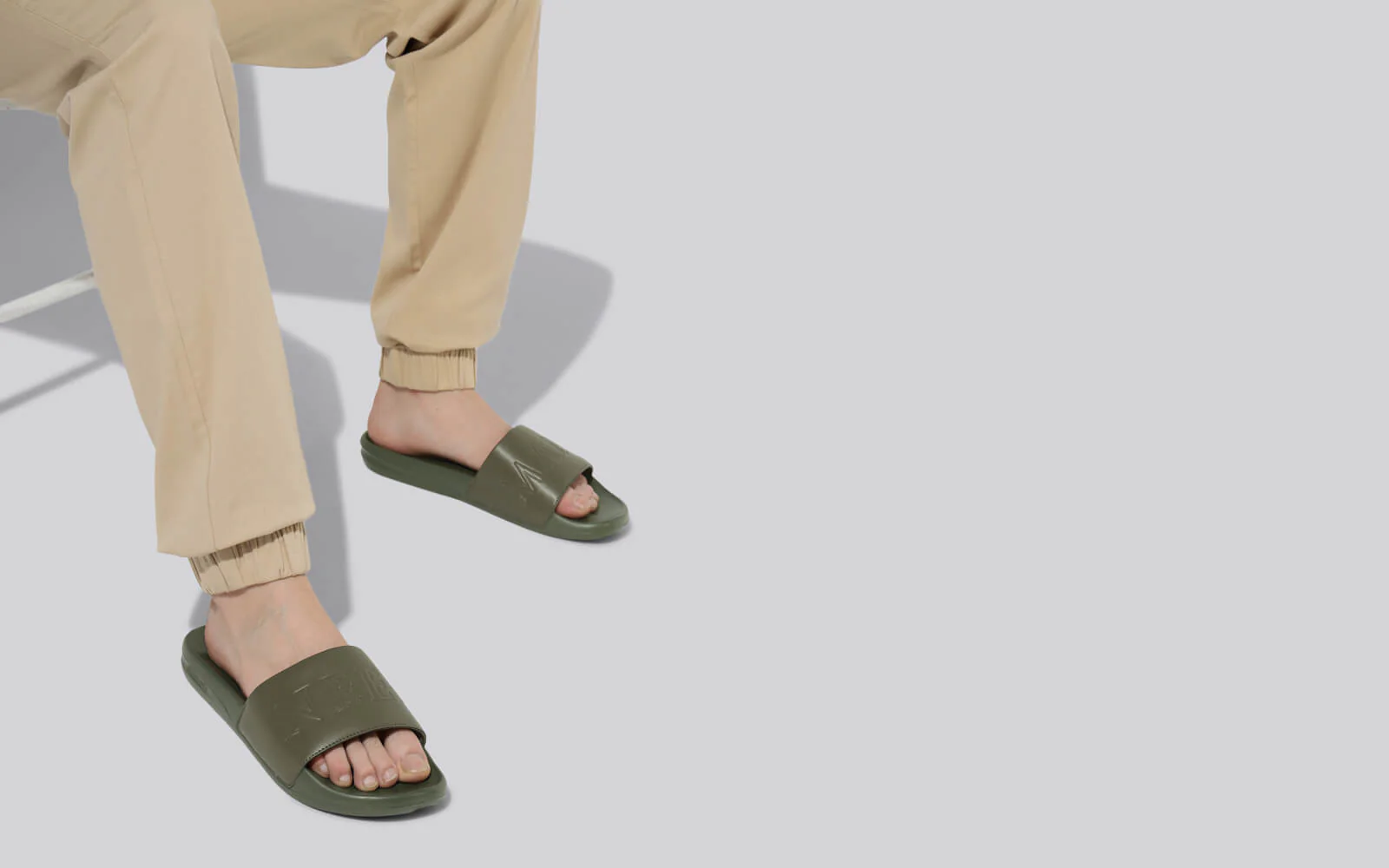 Cushy Slides : Olive - Image 7