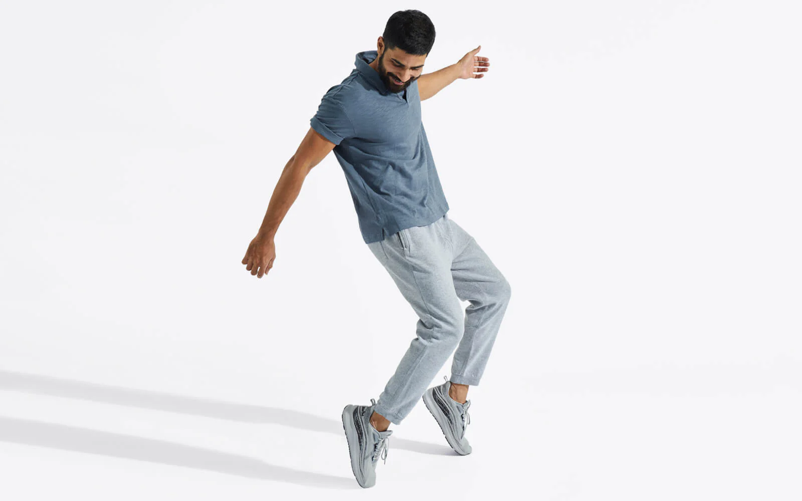 Dashing Walkers : Grey - Image 9