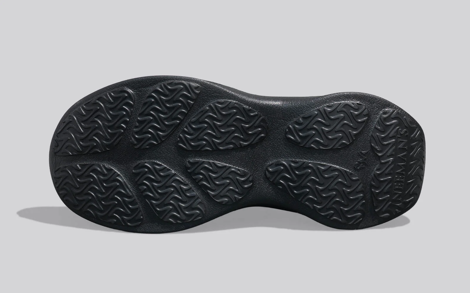 Ease Flow Slip Ons : Black - Image 7
