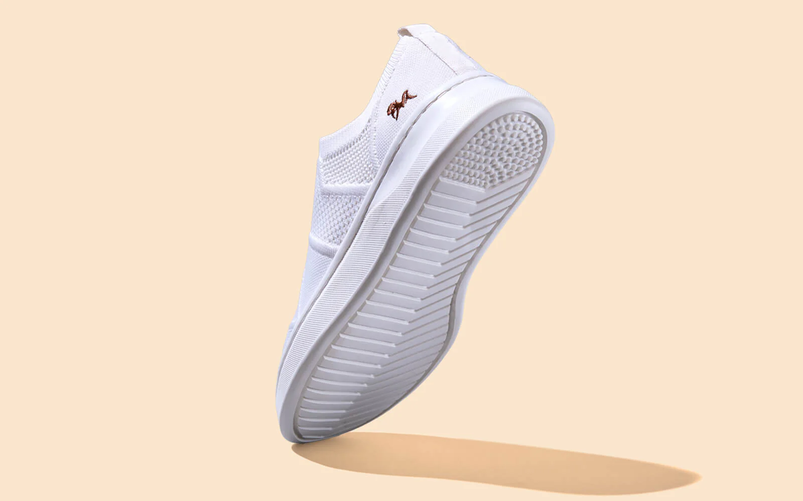 Elevate Low Top : White - Image 3