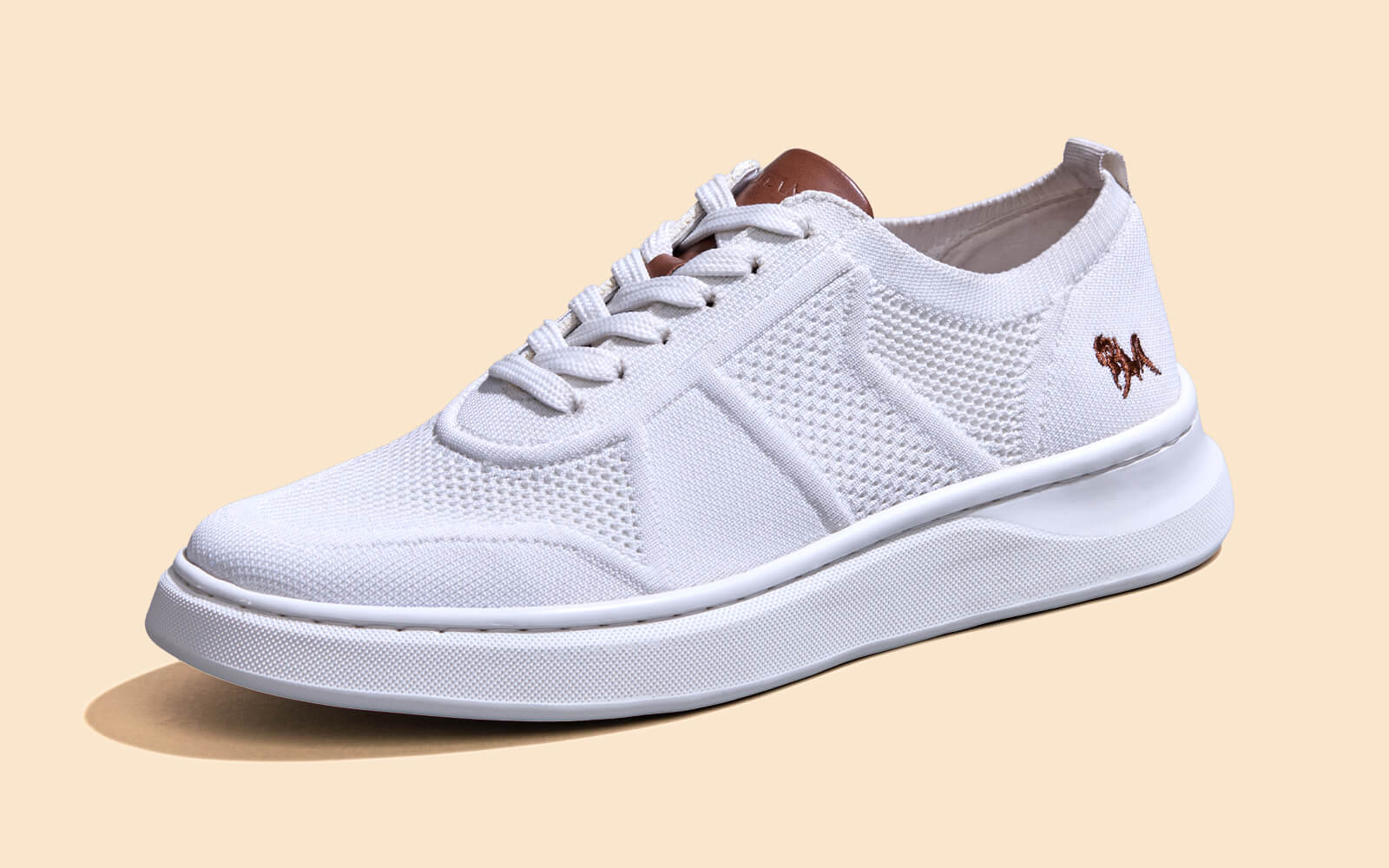 Elevate Low Top : White - Image 5