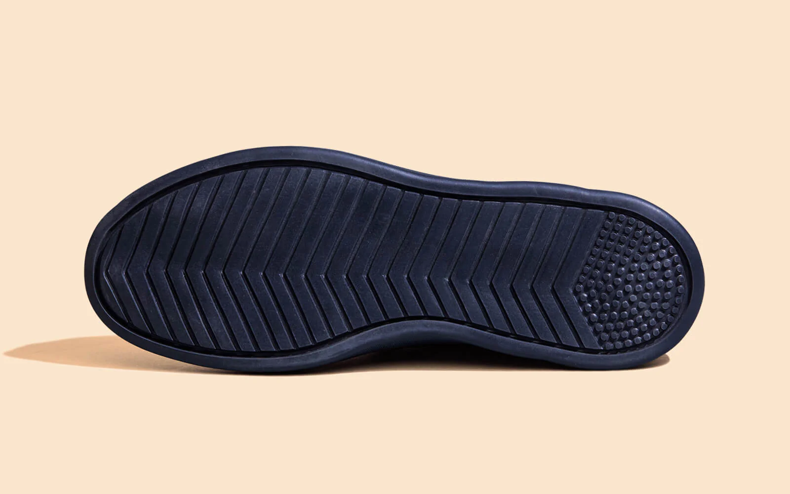 Elevate Low Top : Black - Image 6