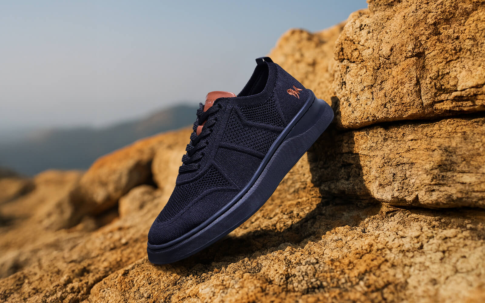 Elevate Low Top : Black - Image 8