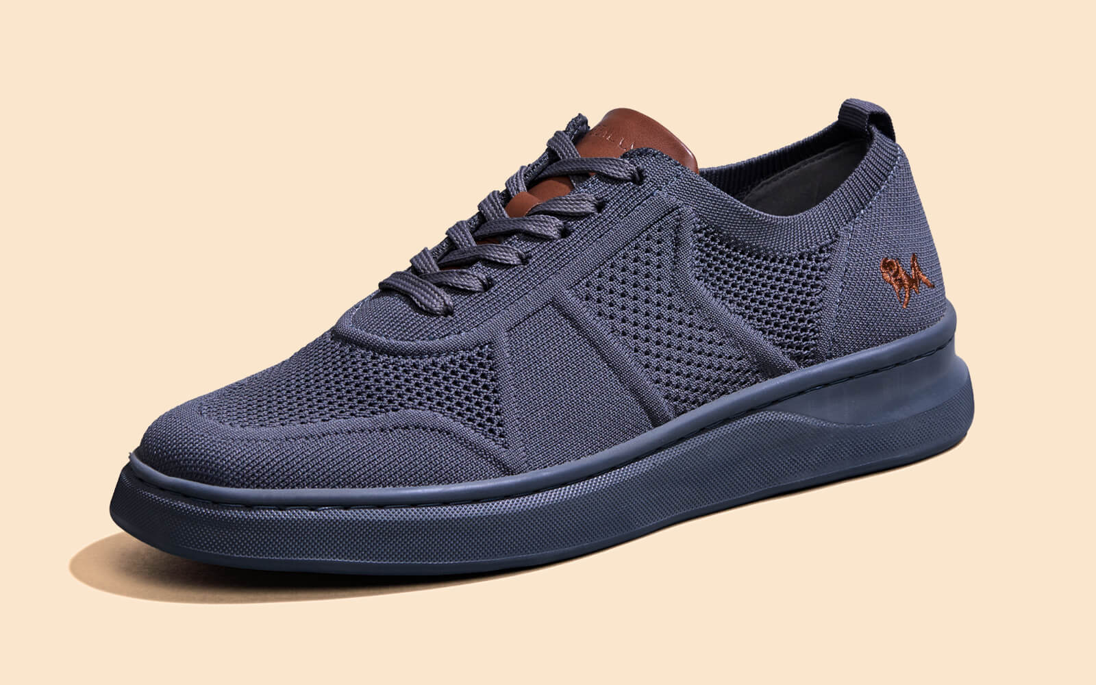 Elevate Low Top : Grey - Image 5