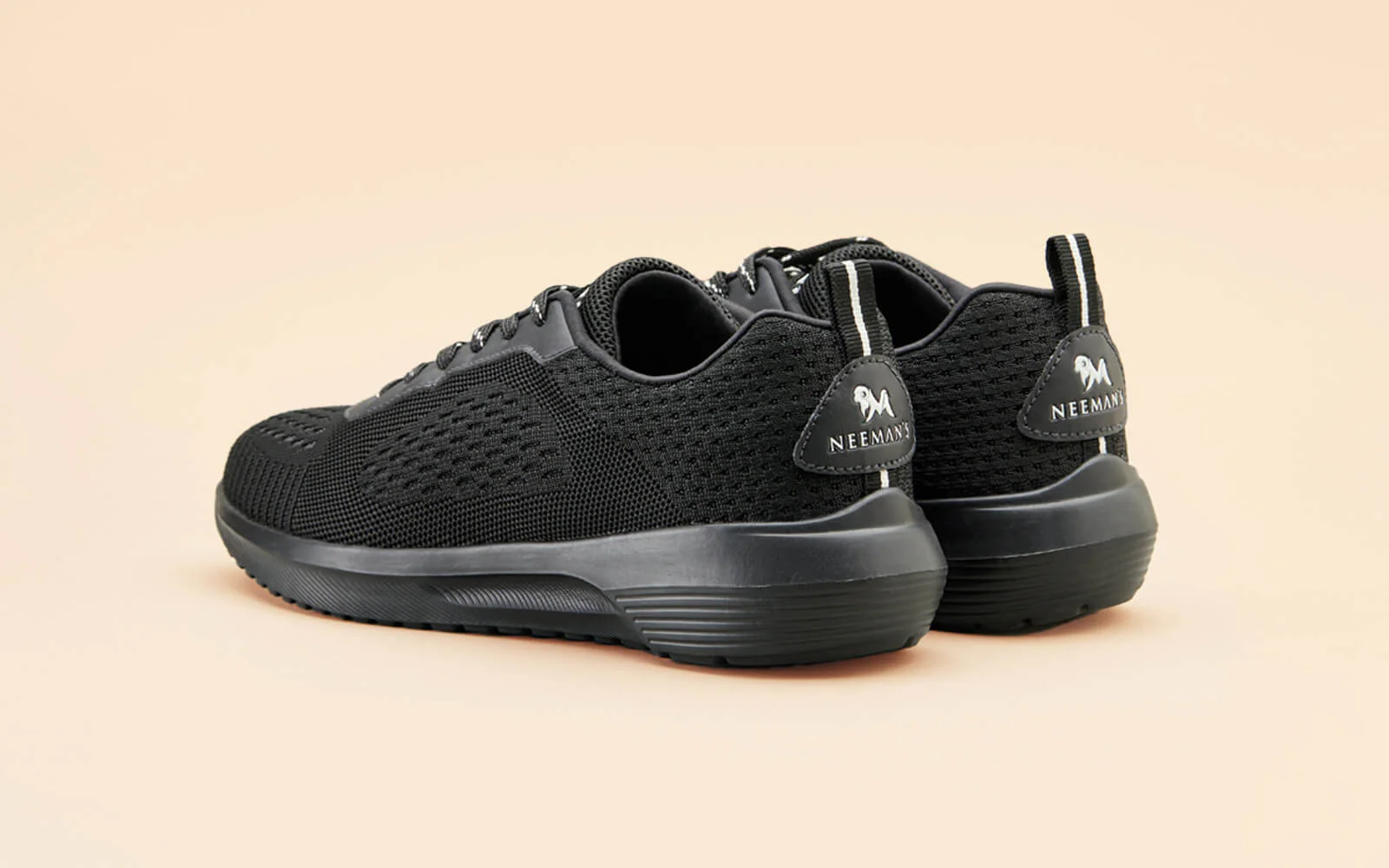 Everyday Basic Sneakers : Electric Black - Image 4