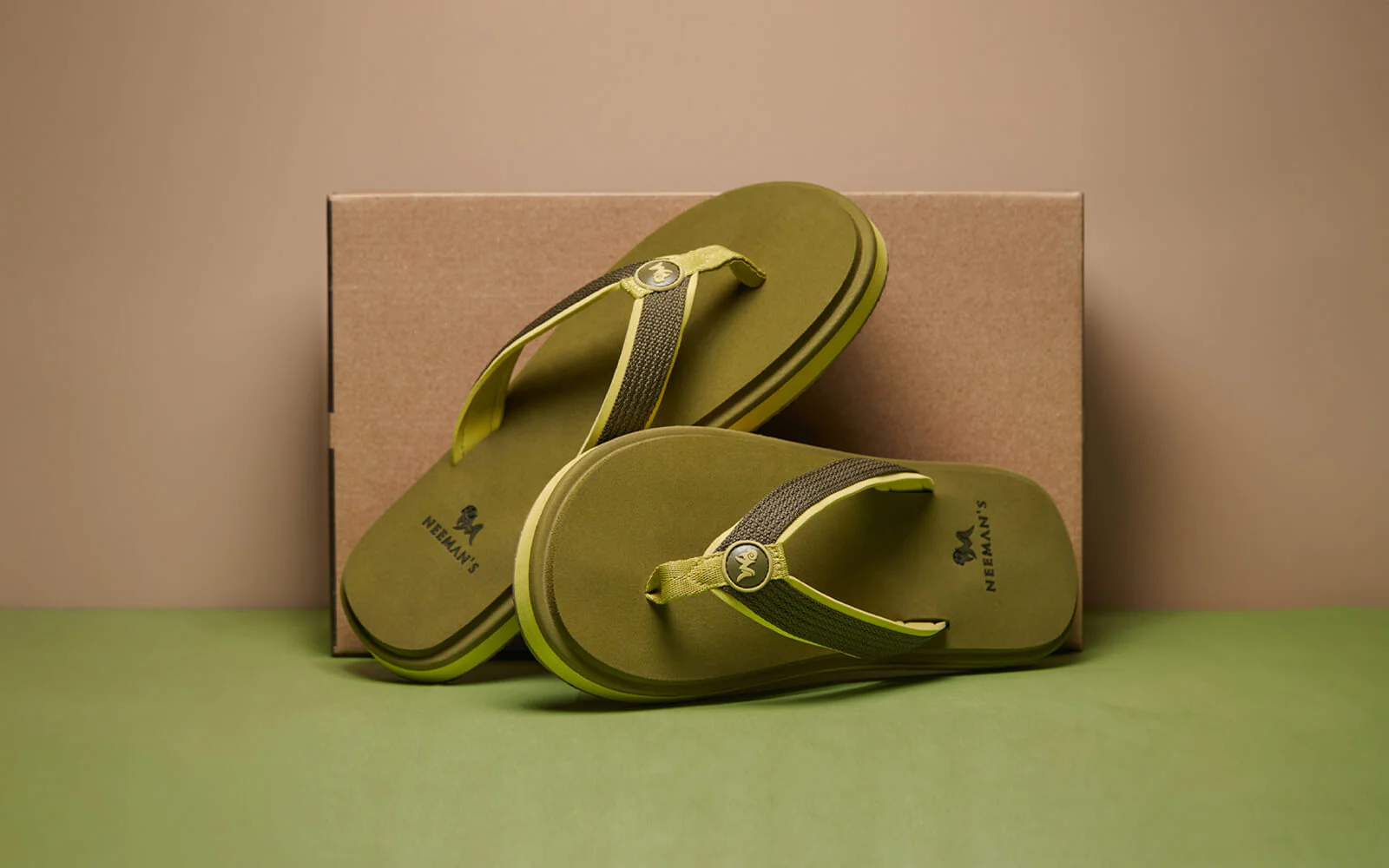 Fluffy flips : Avocado Green - Image 2