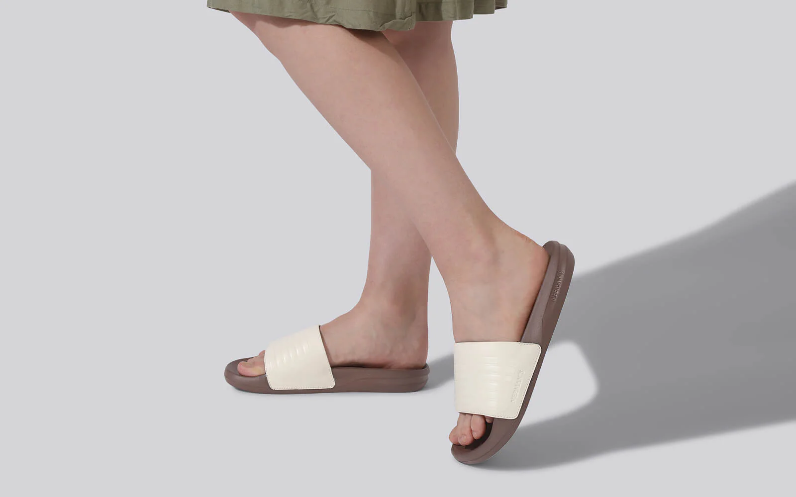 FootBed Slides for Women : Ivory Brown - Image 9