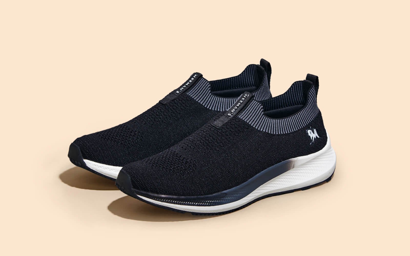 Grip Fit Slip Ons : Black - Image 7