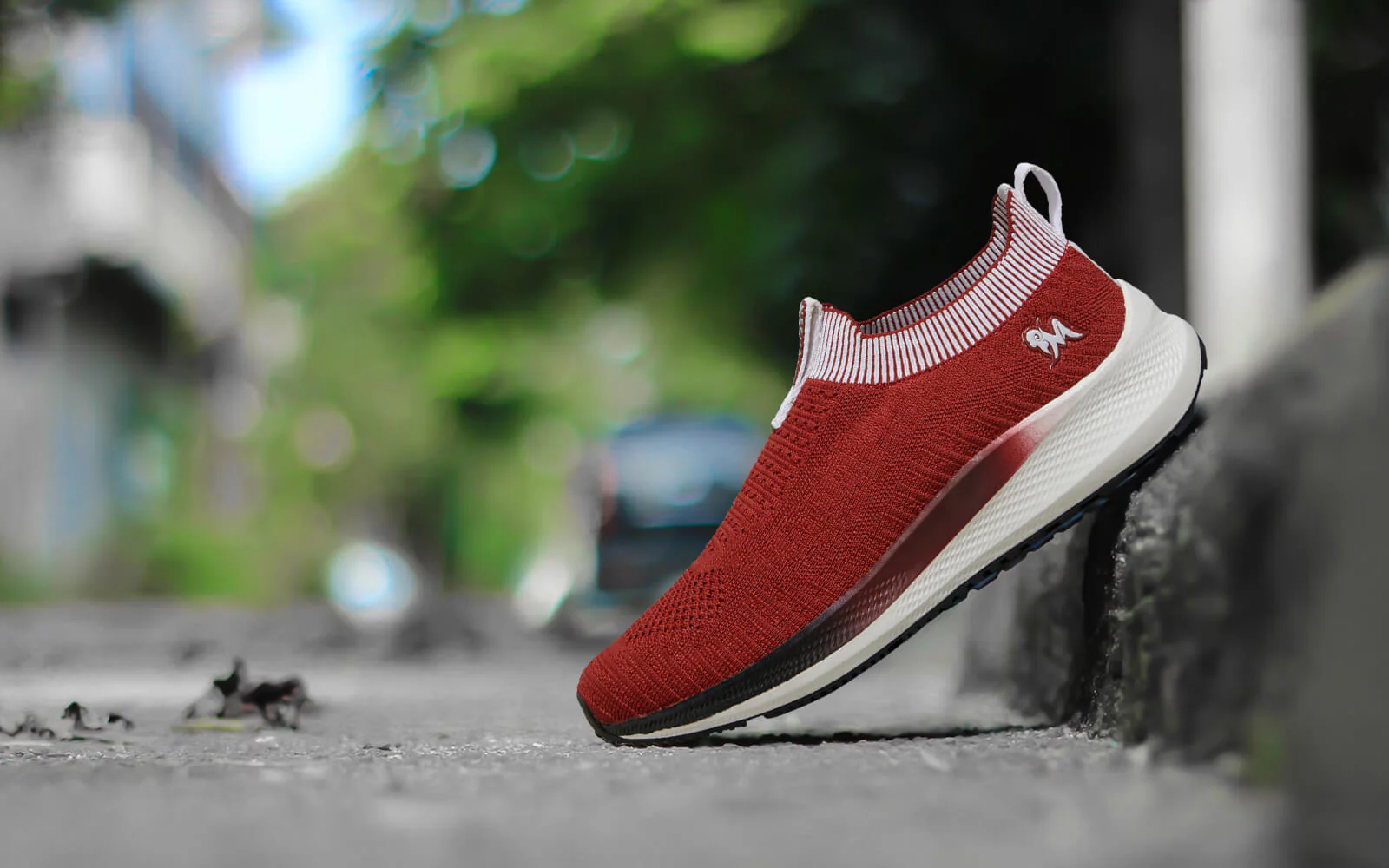 Grip Fit Slip Ons : Maroon - Image 7