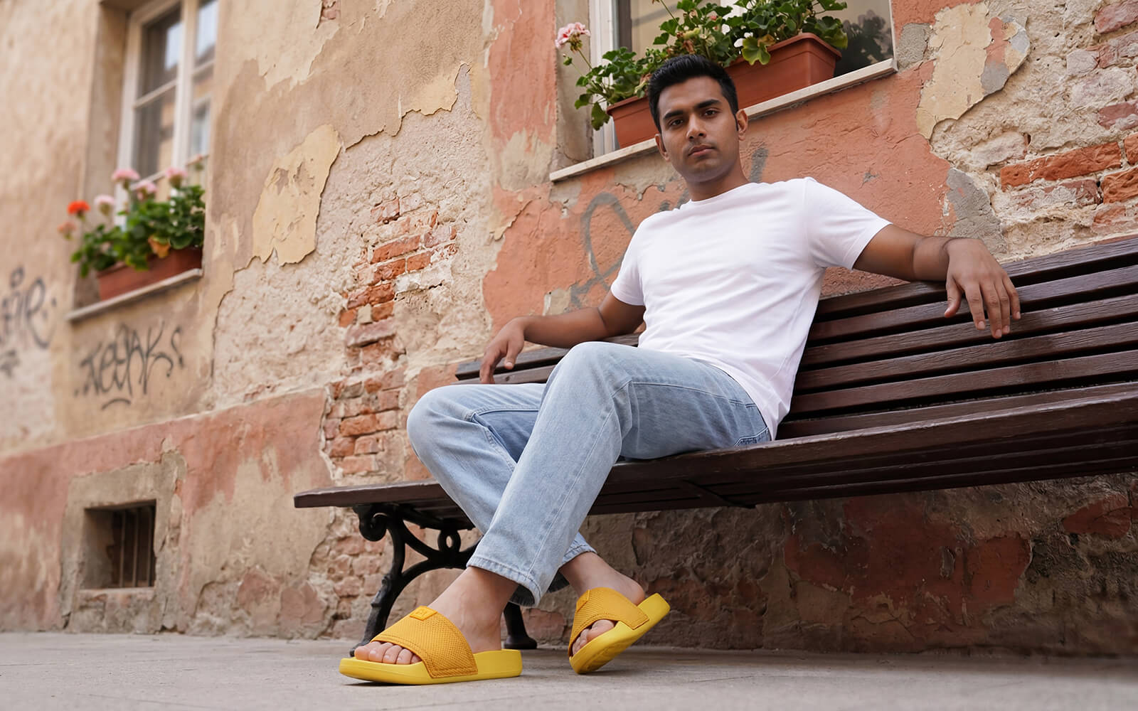 High Sprout Glideway Slides For Men : Yellow - Image 6