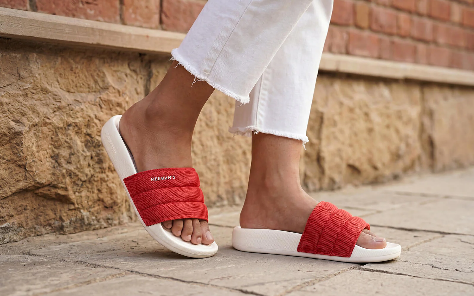 High Sprout Soother Slides For Women : Red - Image 7