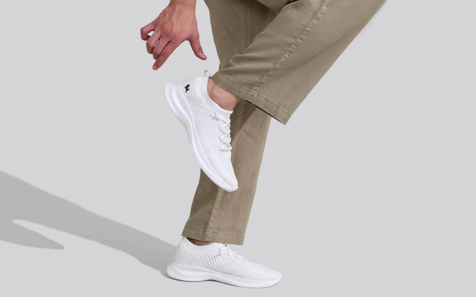 Knit Gliders : White - Image 8