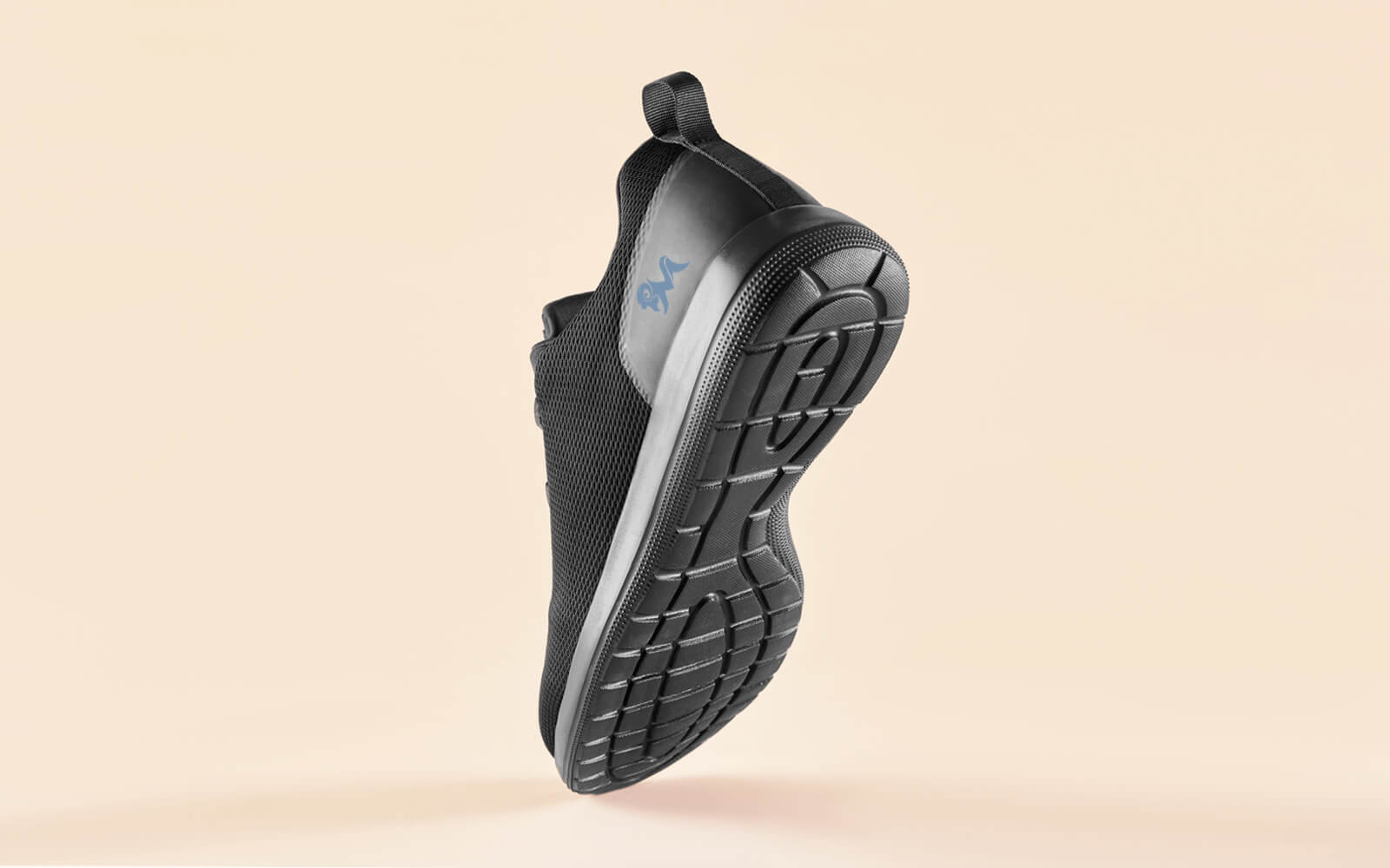 Light Walkers : Classic Black - Image 4