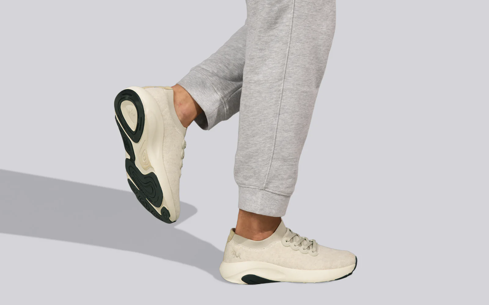 Lush Glider For Men : Ivory - Image 7