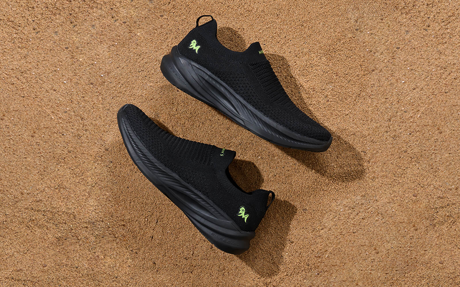 Max Cushy Slip Ons : Black - Image 3