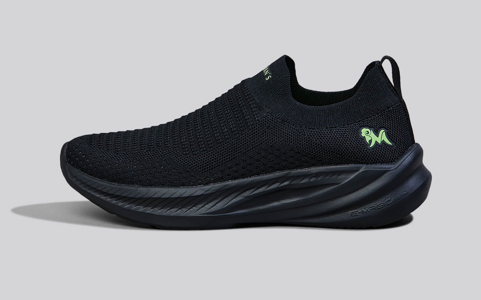 Max Cushy Slip Ons : Black - Image 6