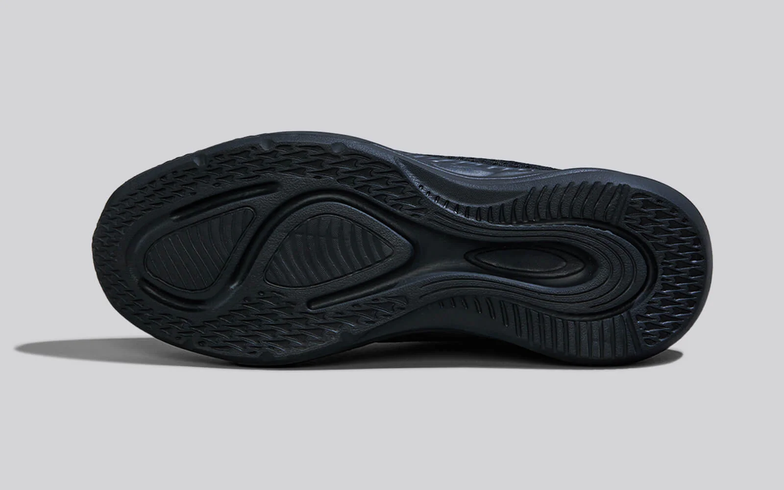 Max Cushy Slip Ons : Black - Image 7