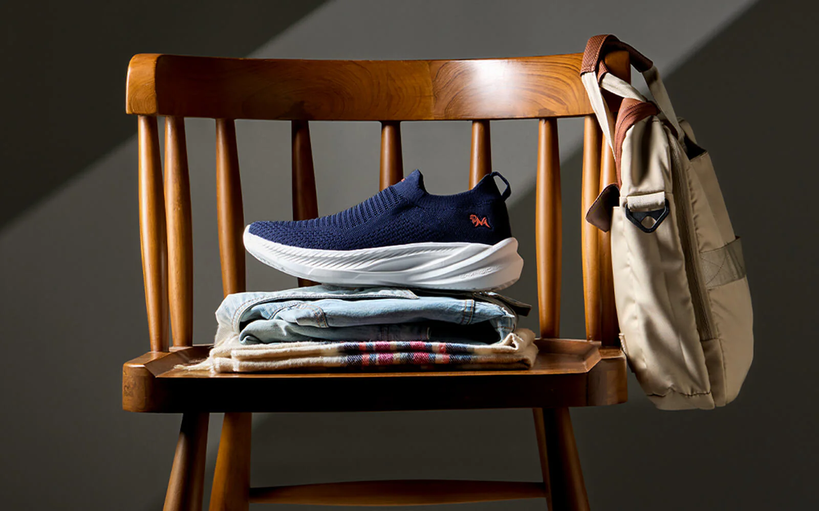 Max Cushy Slip Ons : Blue - Image 5