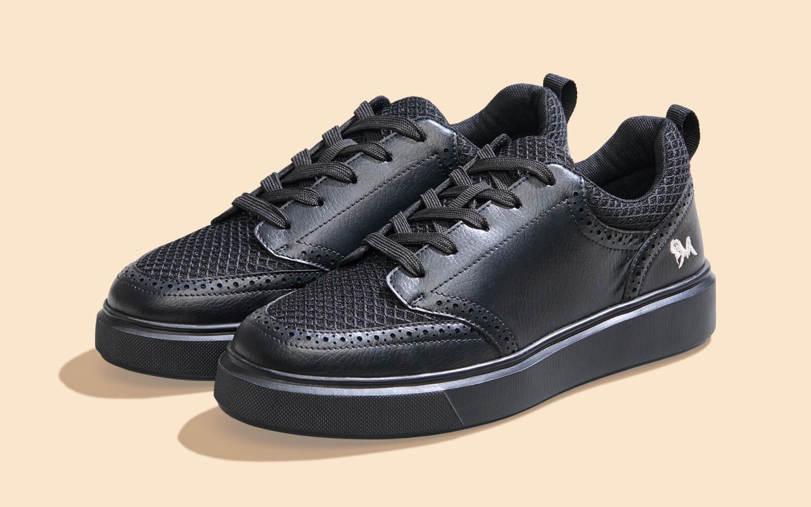 Pure Motion Sneakers : Black - Image 6