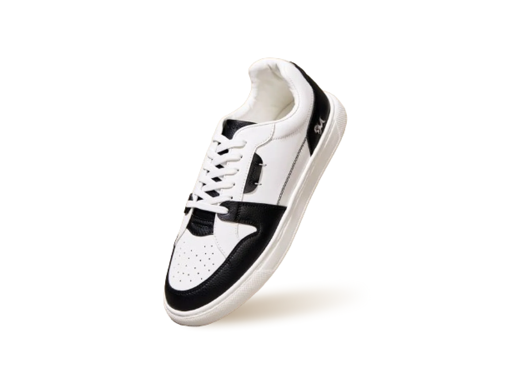 Retro Slick Sneakers : Black and White - Image 8