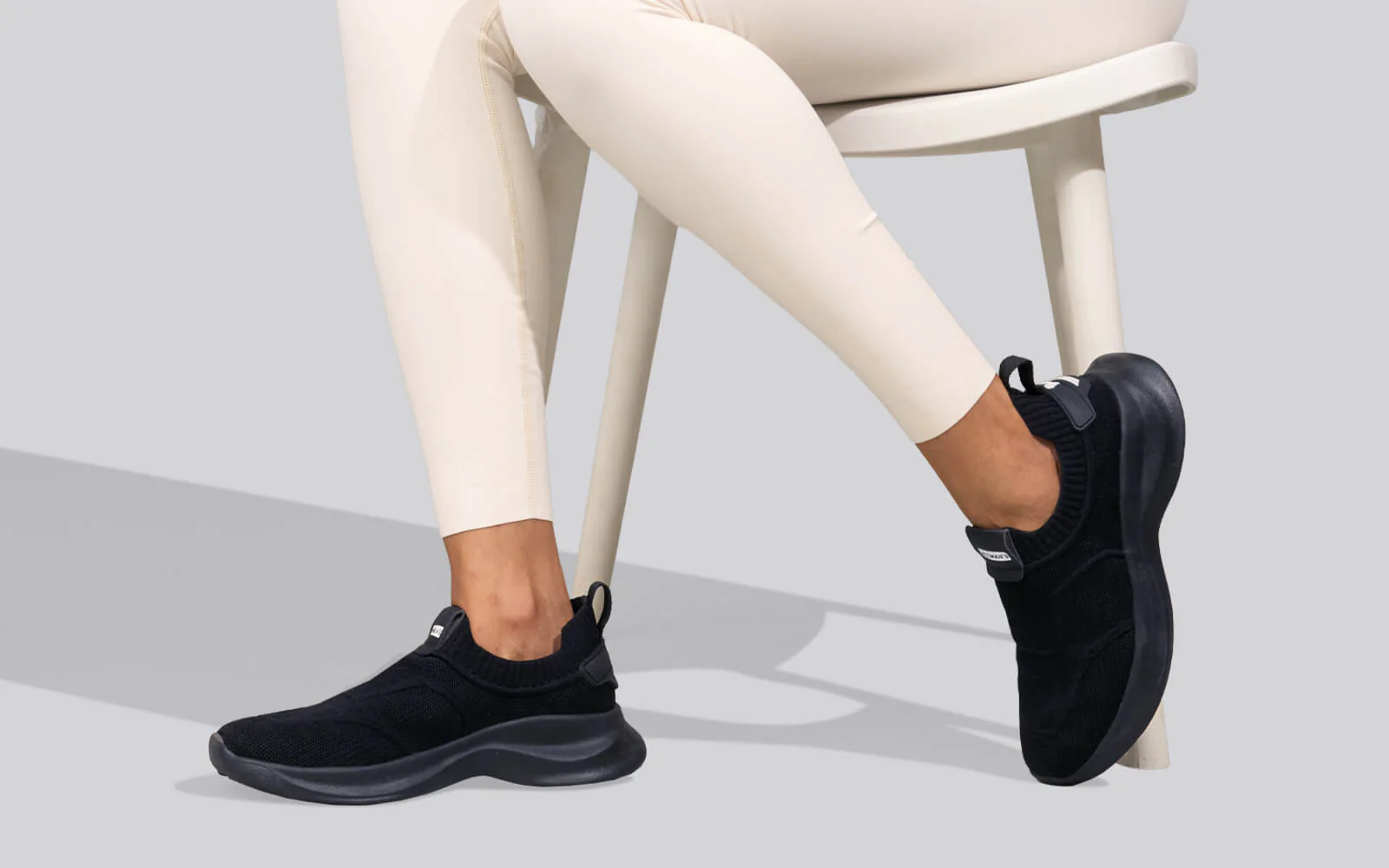 Sole Max Cush Slip Ons for Women : Black - Image 11