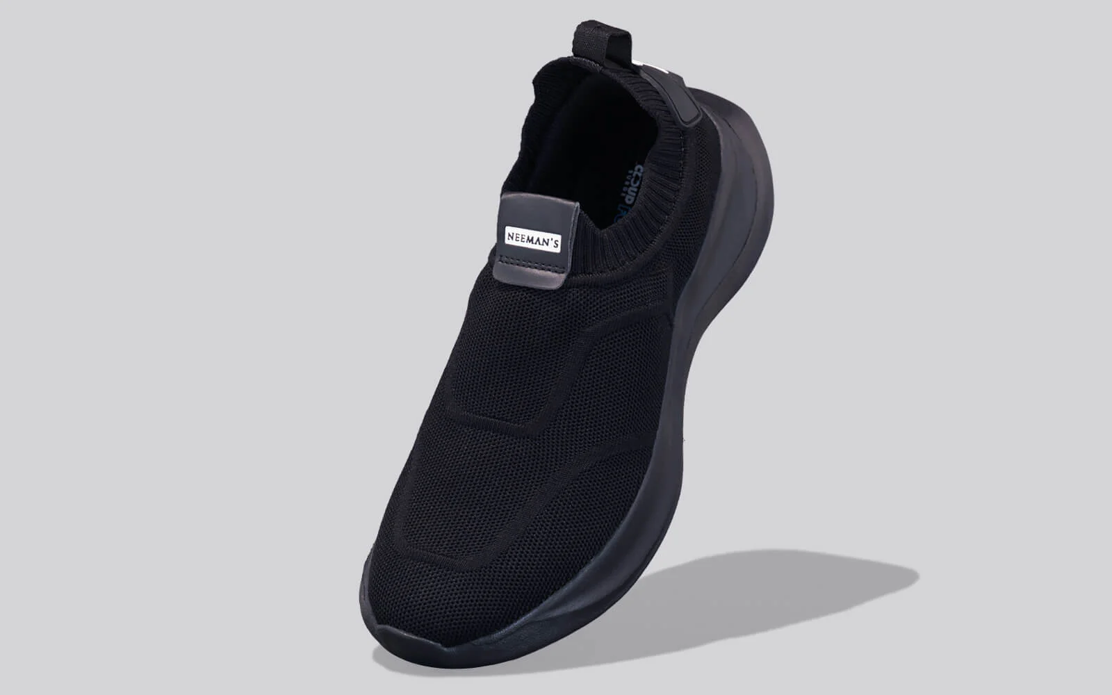 Sole Max Cush Slip Ons for Men : Black - Image 3