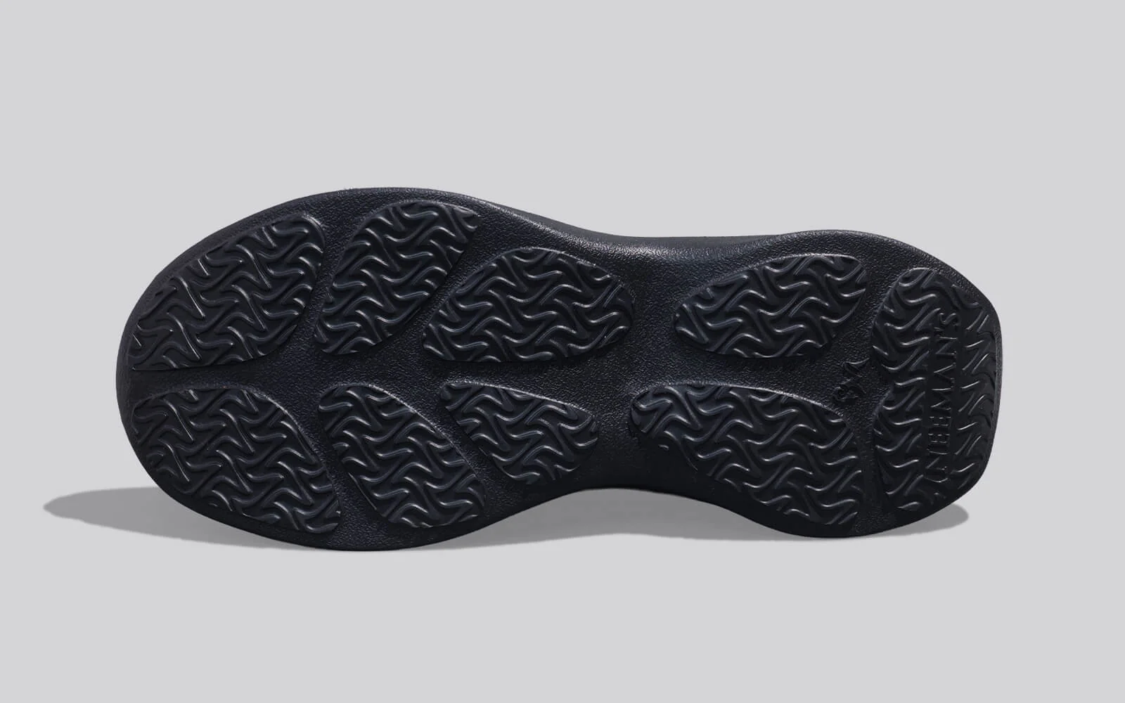 Sole Max Cush Slip Ons for Men : Black - Image 7