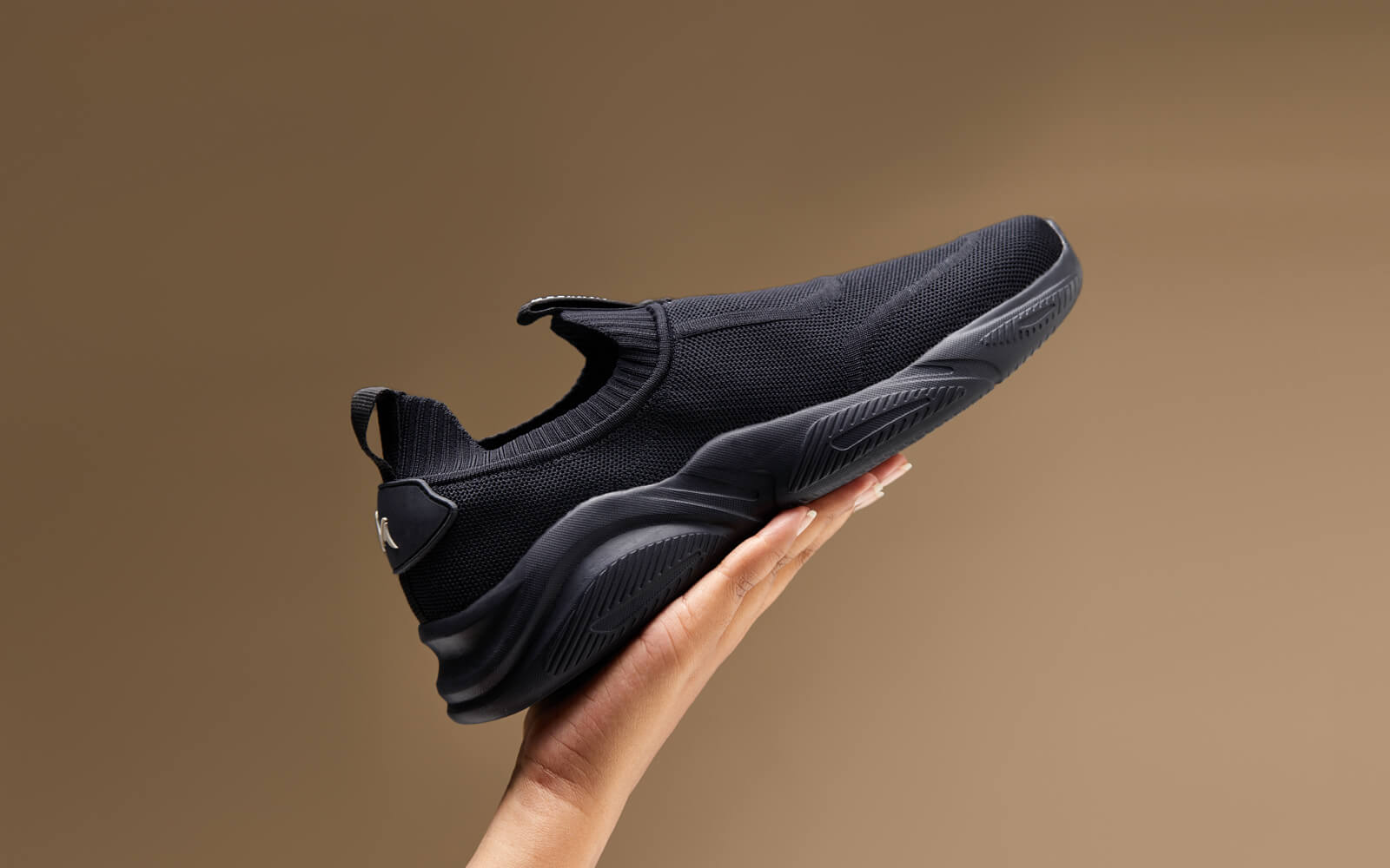 Sole Max Slip Ons : Ultra Black - Image 3