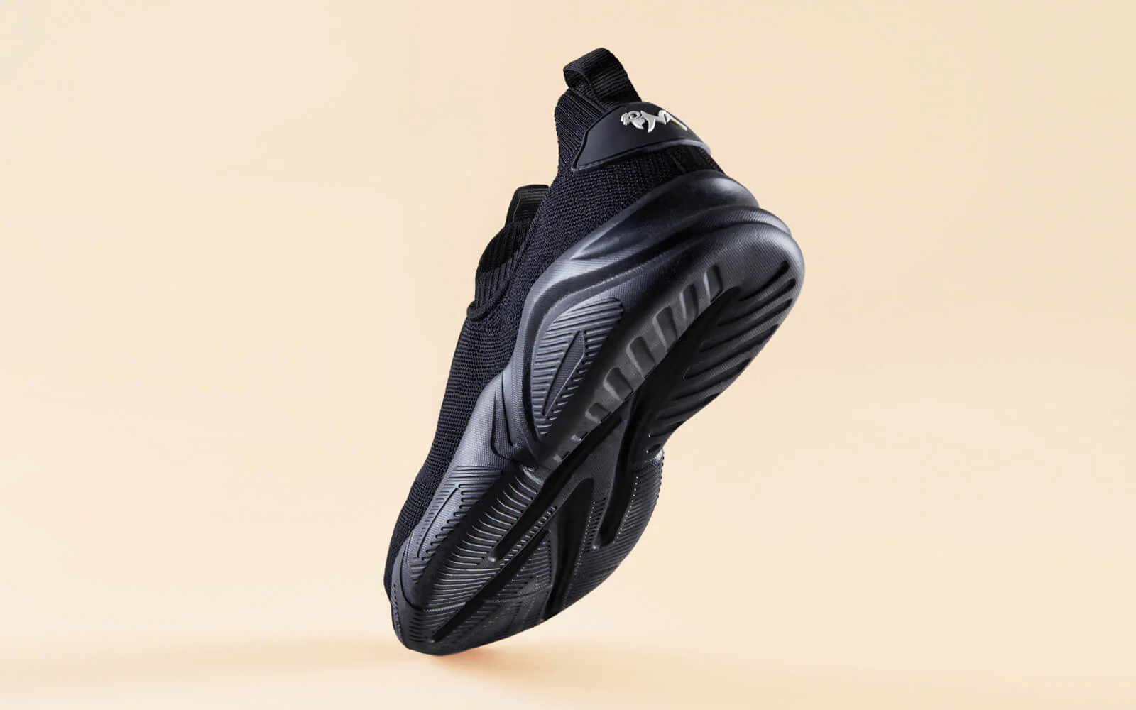 Sole Max Slip Ons : Ultra Black - Image 5