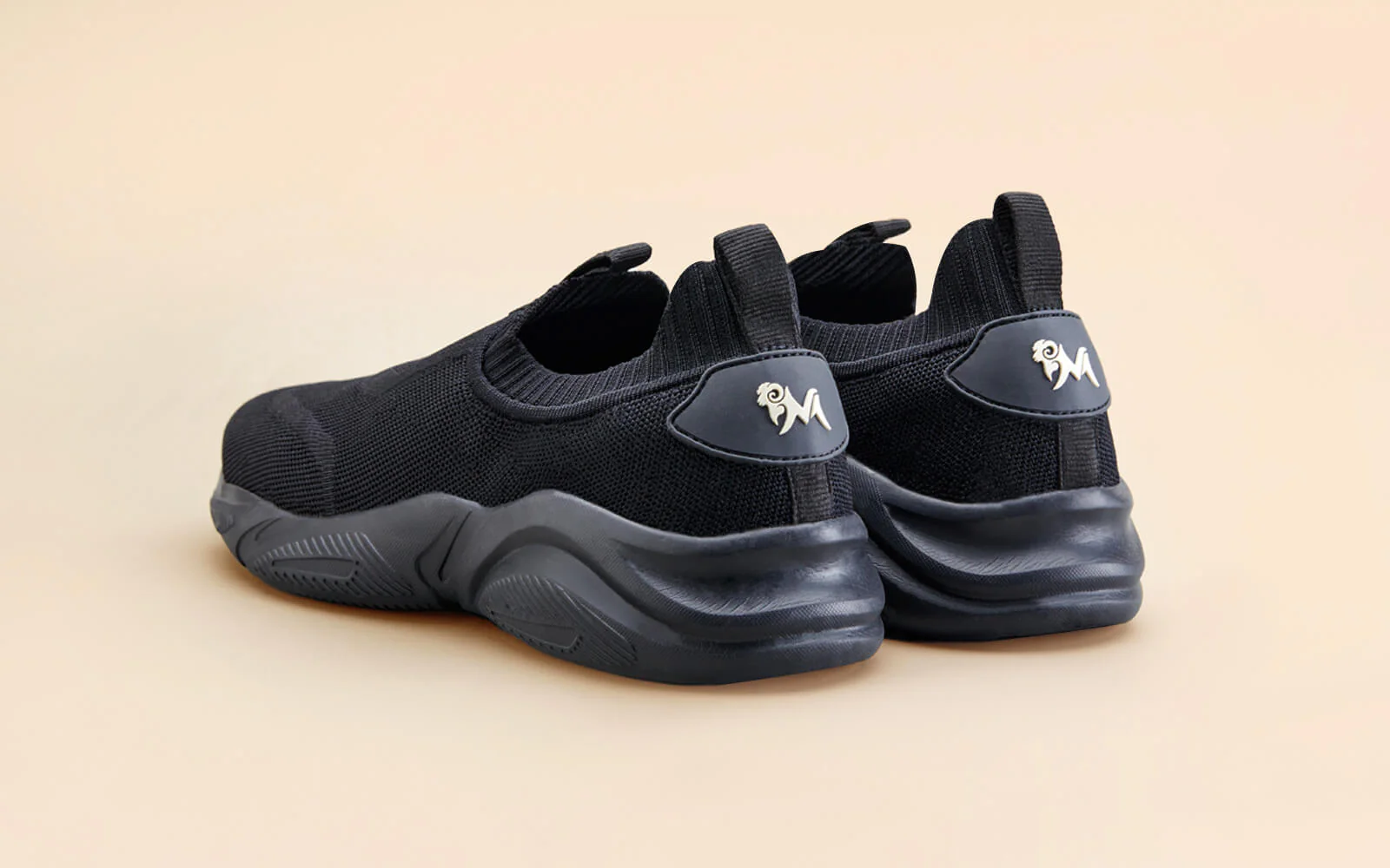 Sole Max Slip Ons : Ultra Black - Image 7