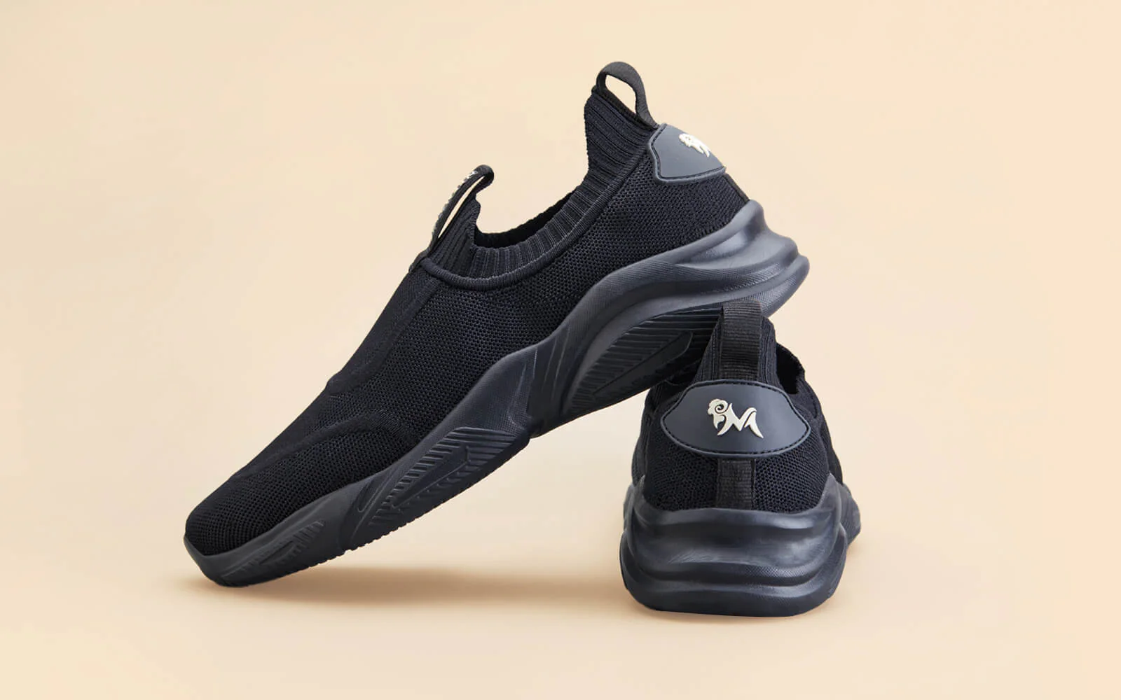 Sole Max Slip Ons : Ultra Black - Image 8