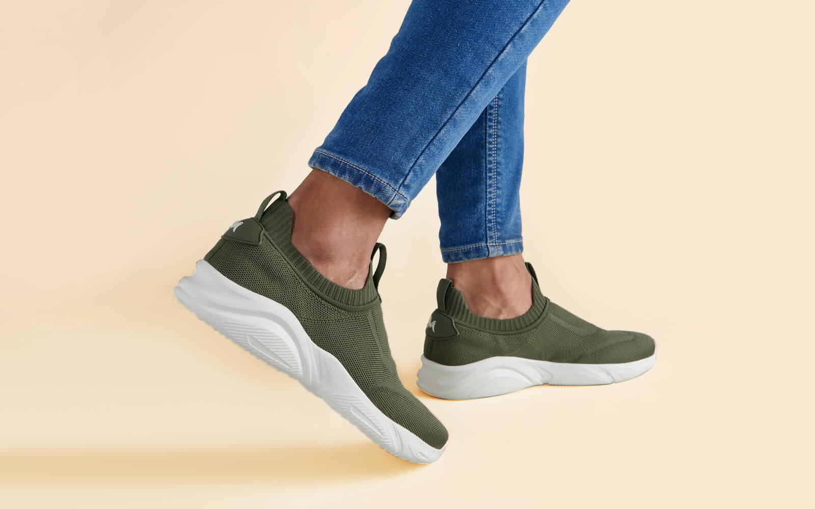 Sole Max Slip Ons : Ultra Green - Image 5