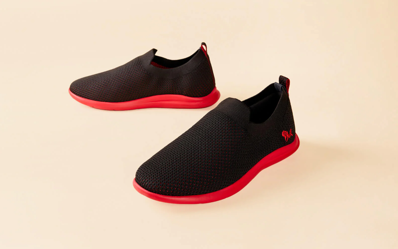 Spotlight Slip Ons : Hale Black / Red Sole - Image 4