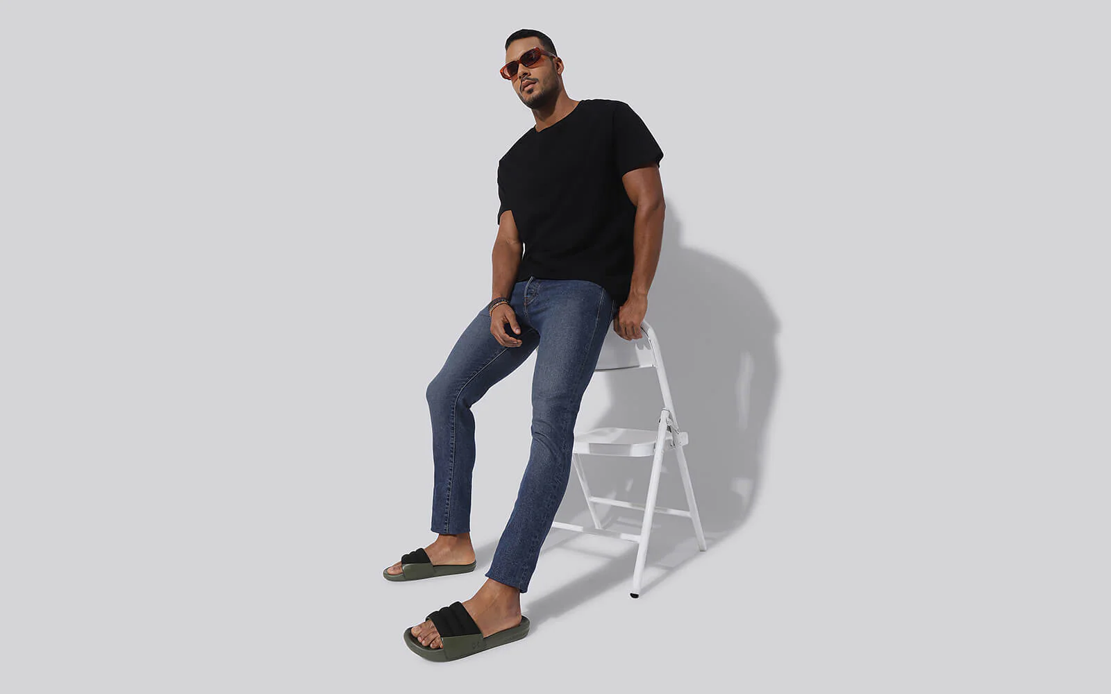 Squooshy Slides for Men : Olive-Black - Image 5
