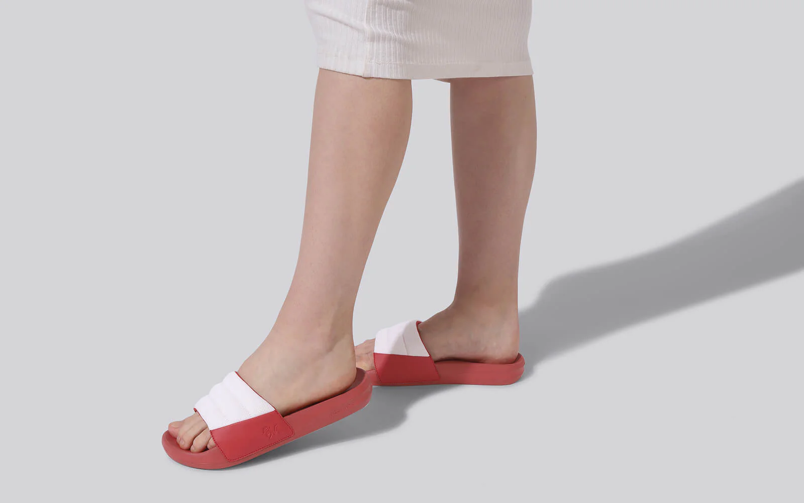 Squooshy Slides for Women : Red-White - Image 10